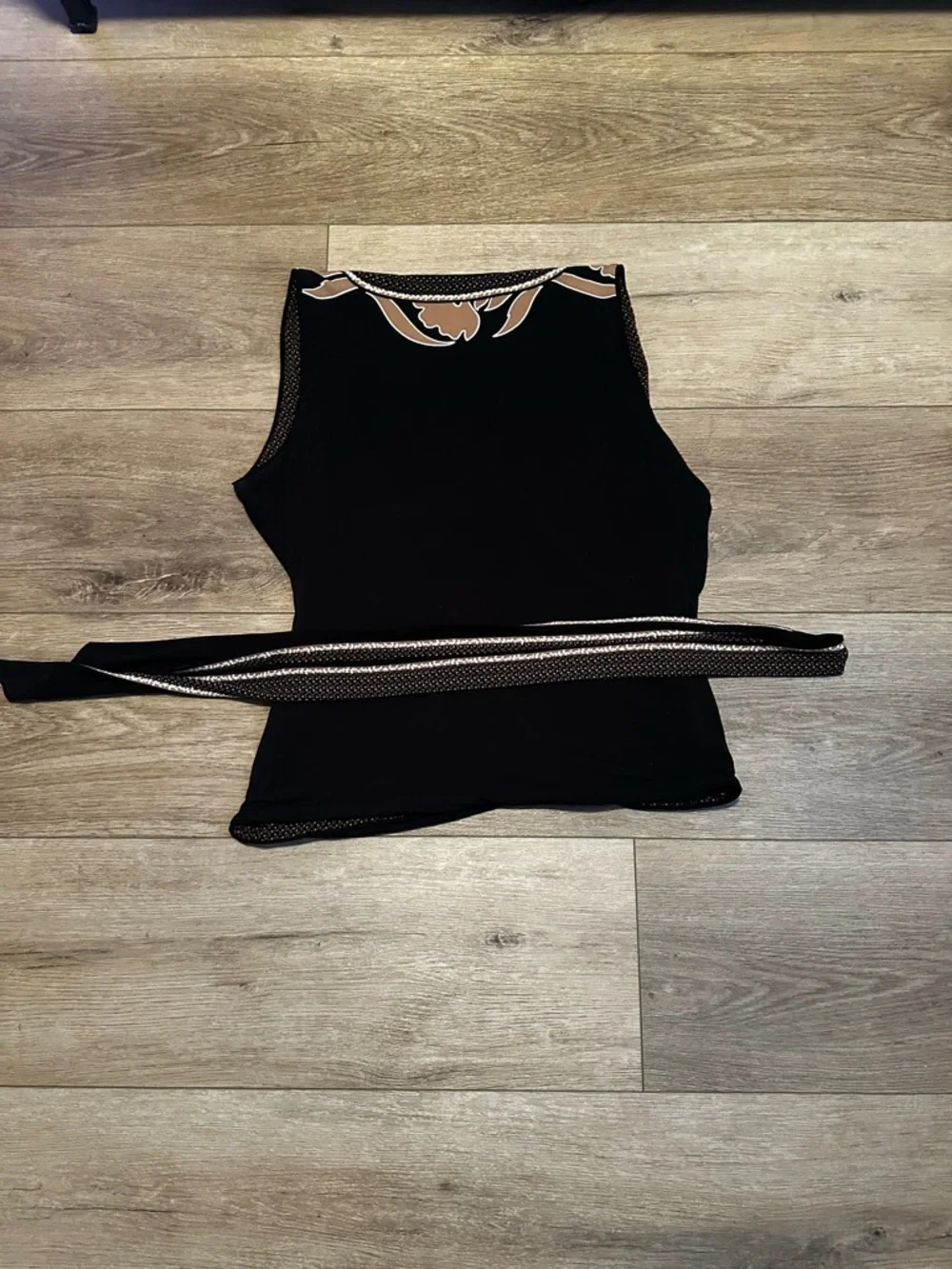 WHBM Matching Set - Picture 2 of 7